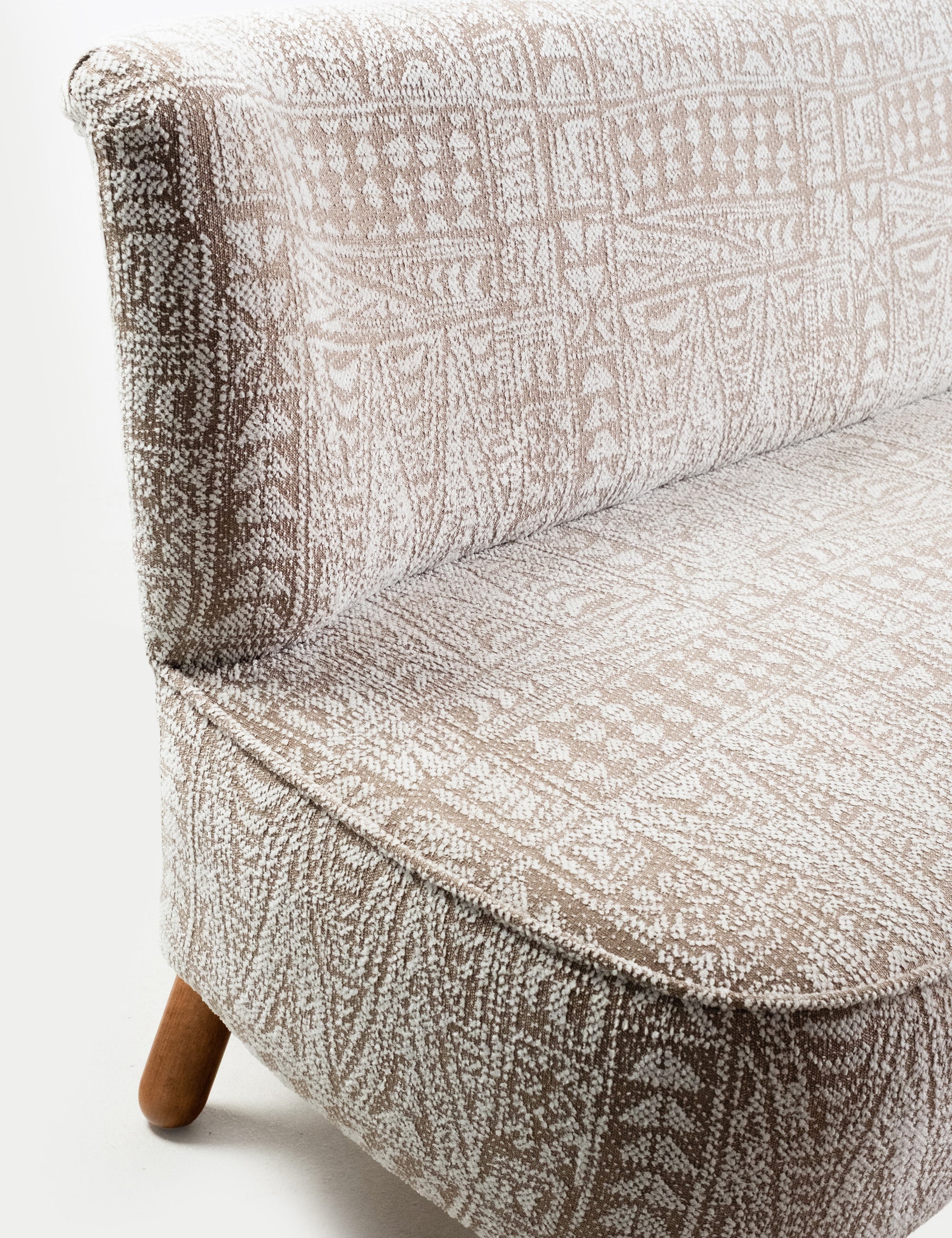 Mythology Etnik Kanepe