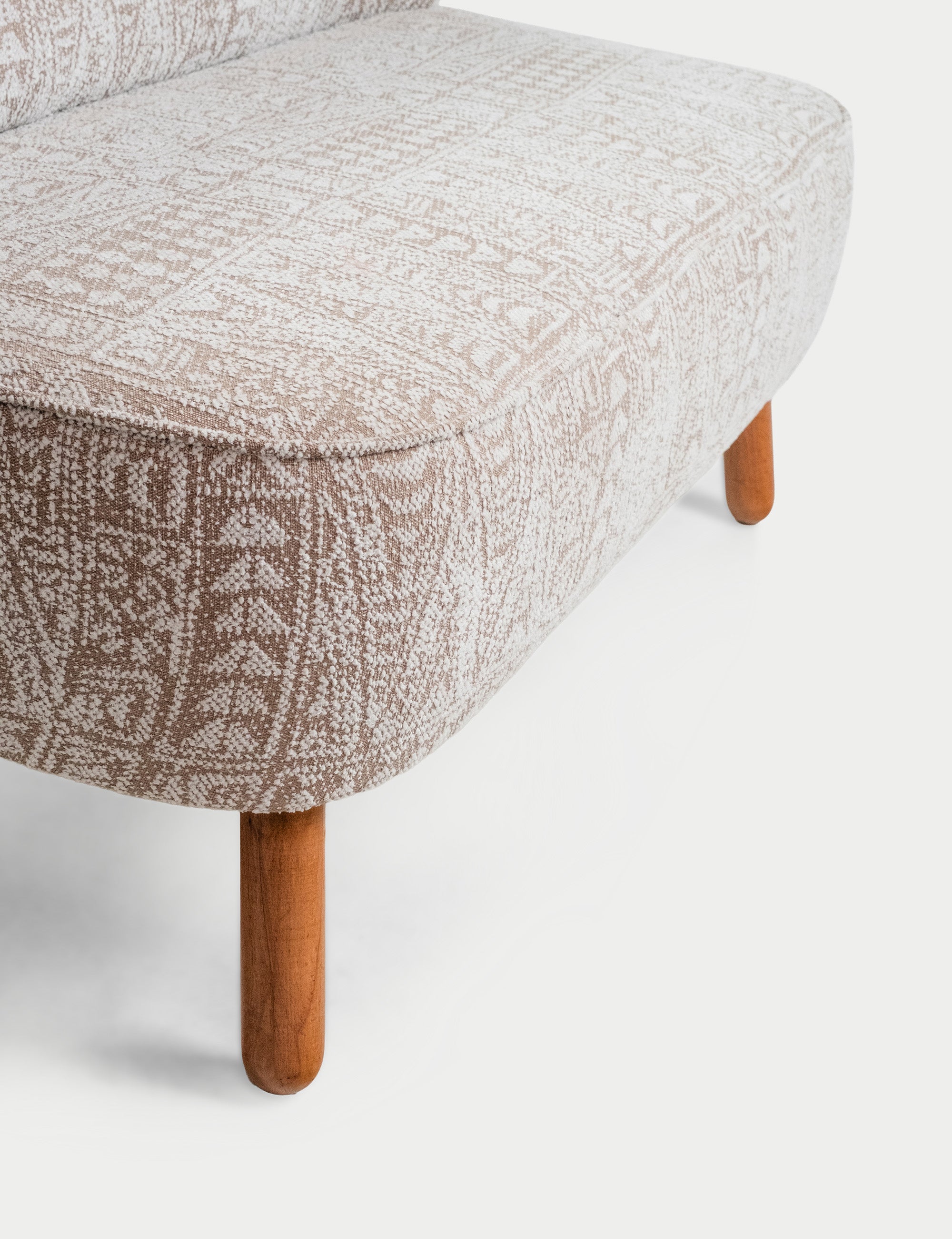 Mythology Etnik Kanepe