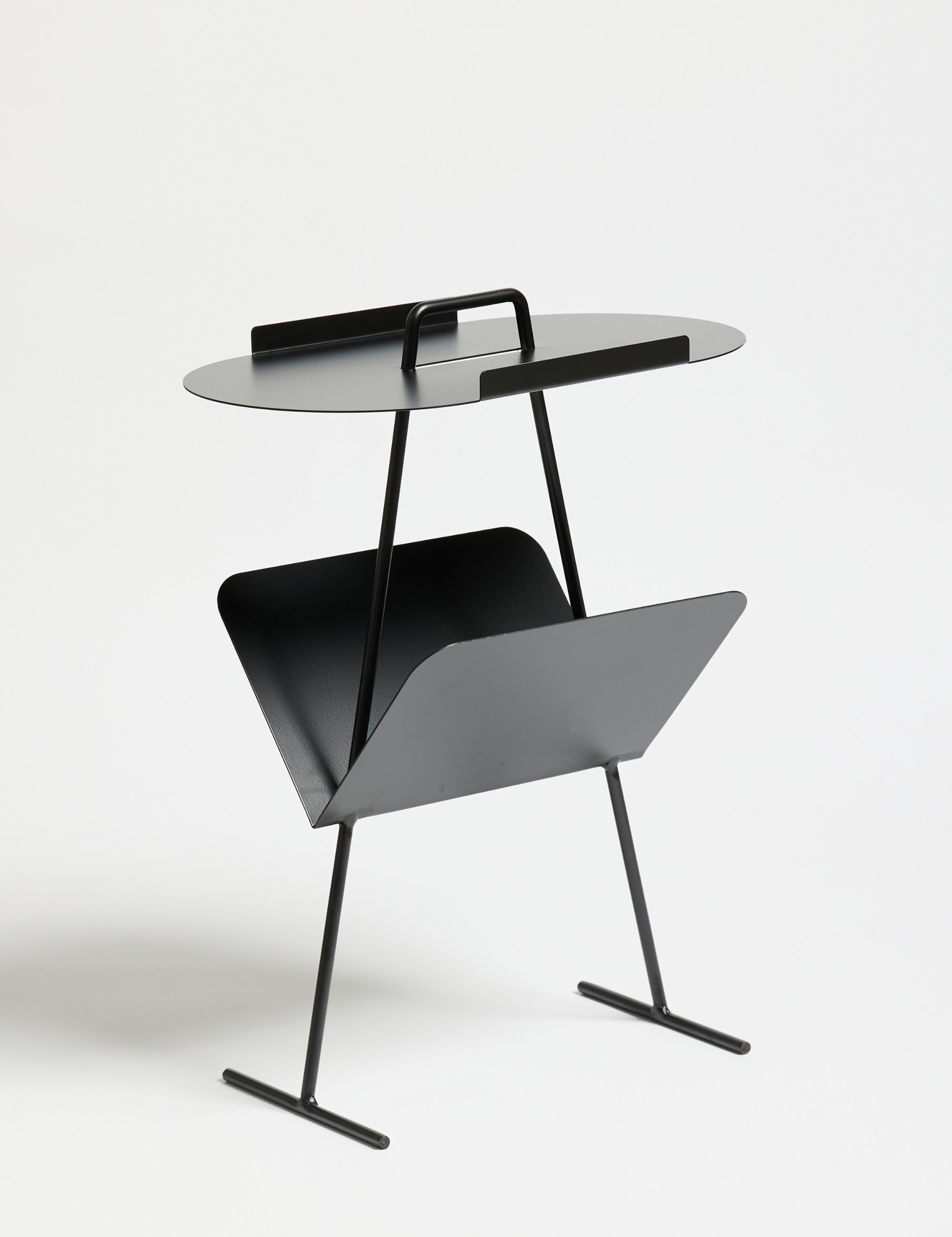 Goddy Gazetelikli Yan Sehpa - Siyah