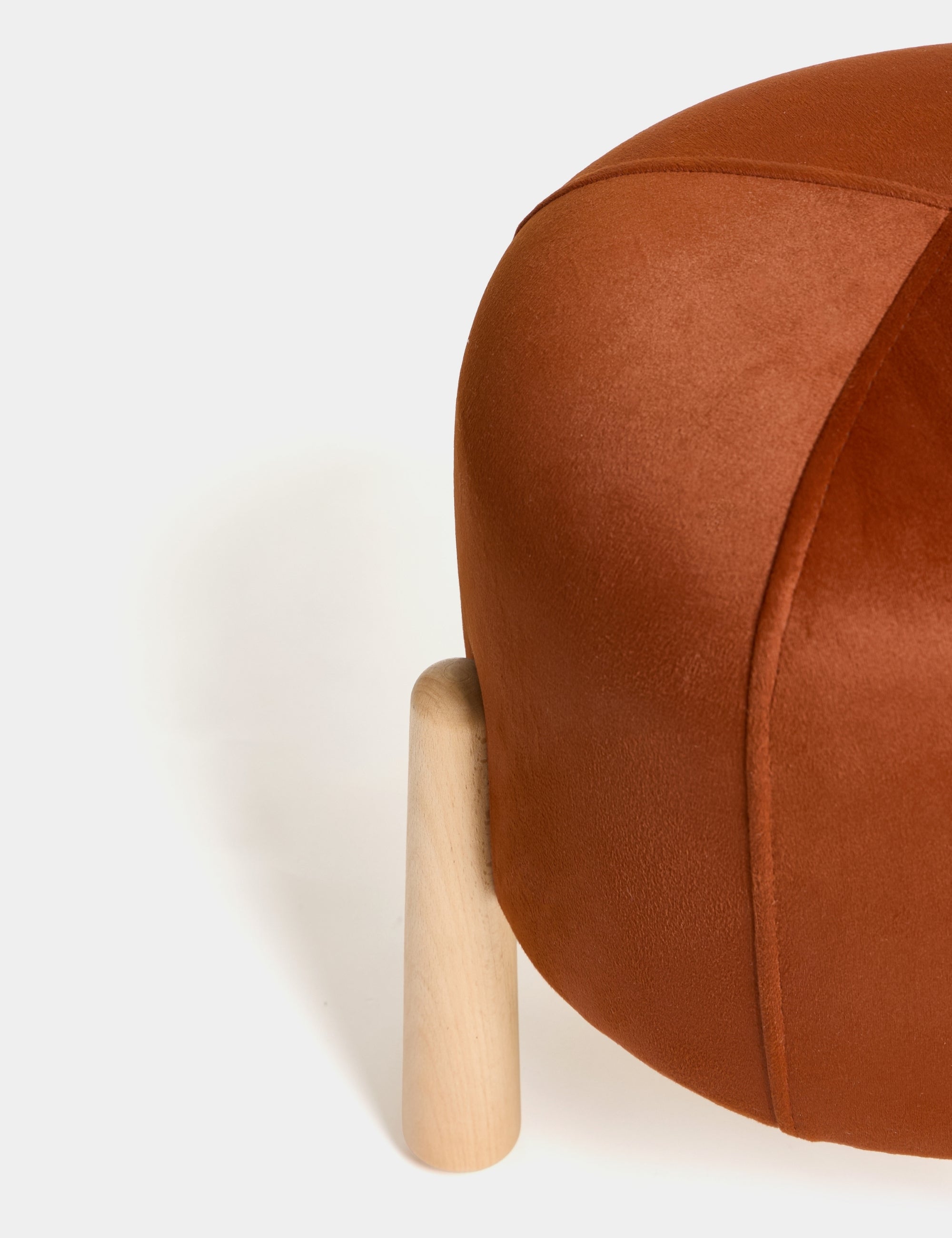 Floki Naturel Ahşap Ayaklı Puf