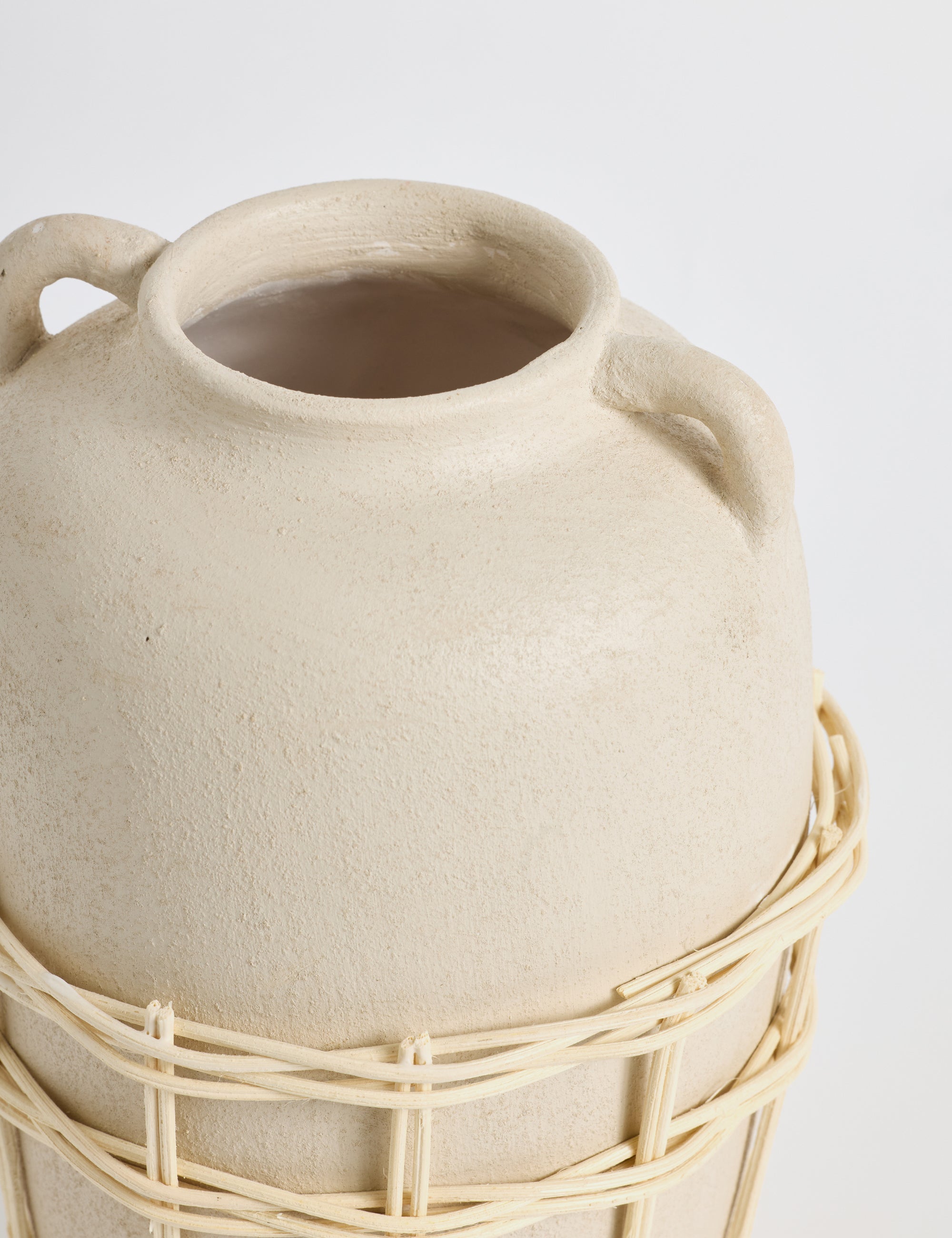 Büyük Doğal Hasır Örgülü Terakota Vazo