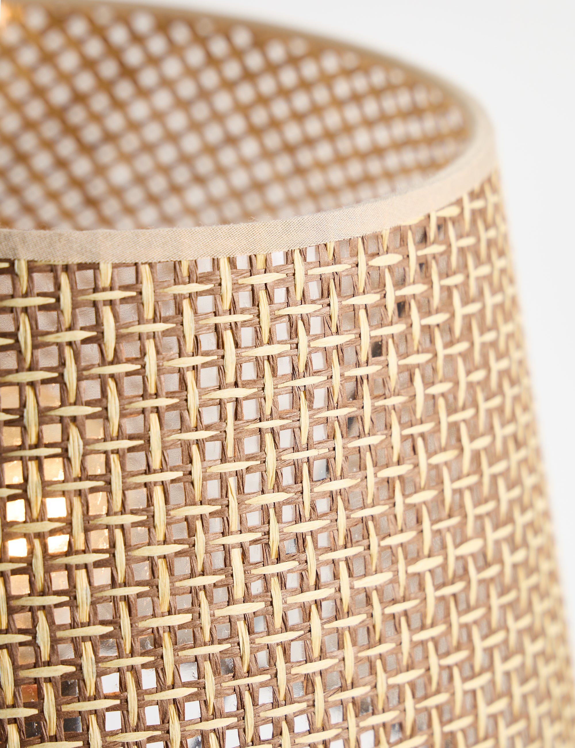 Luum Hasır Şapkalı Traverten Abajur