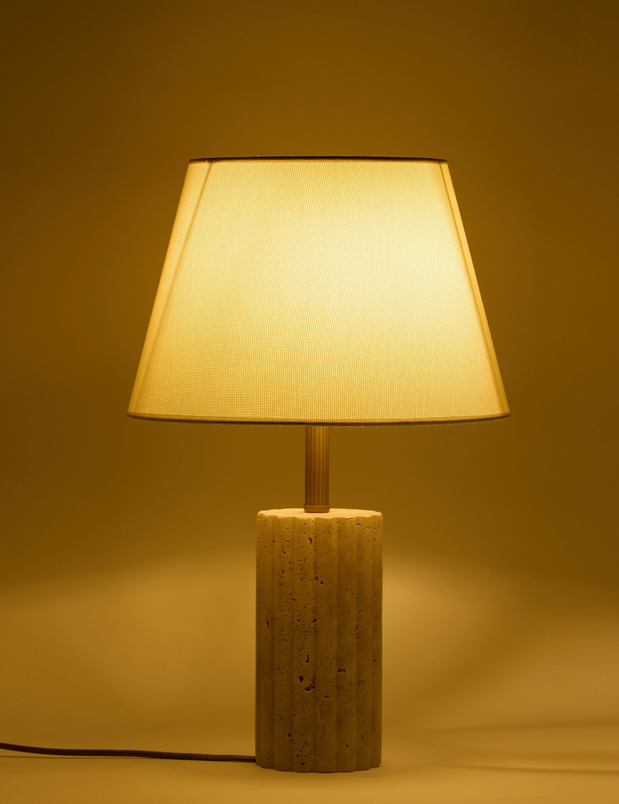 Astra Kumaş Şapkalı Traverten Abajur