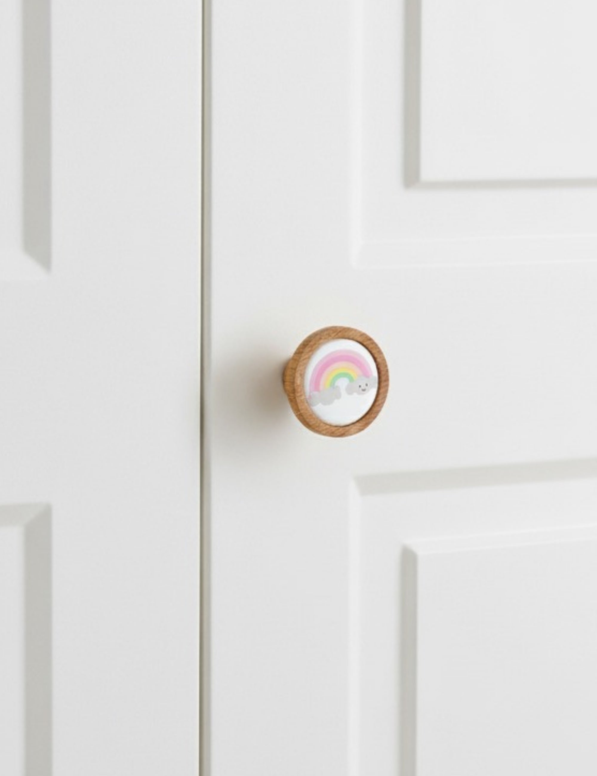 Gökkuşağı Porselen ve Ahşap Detaylı Tekli Çocuk Kulp