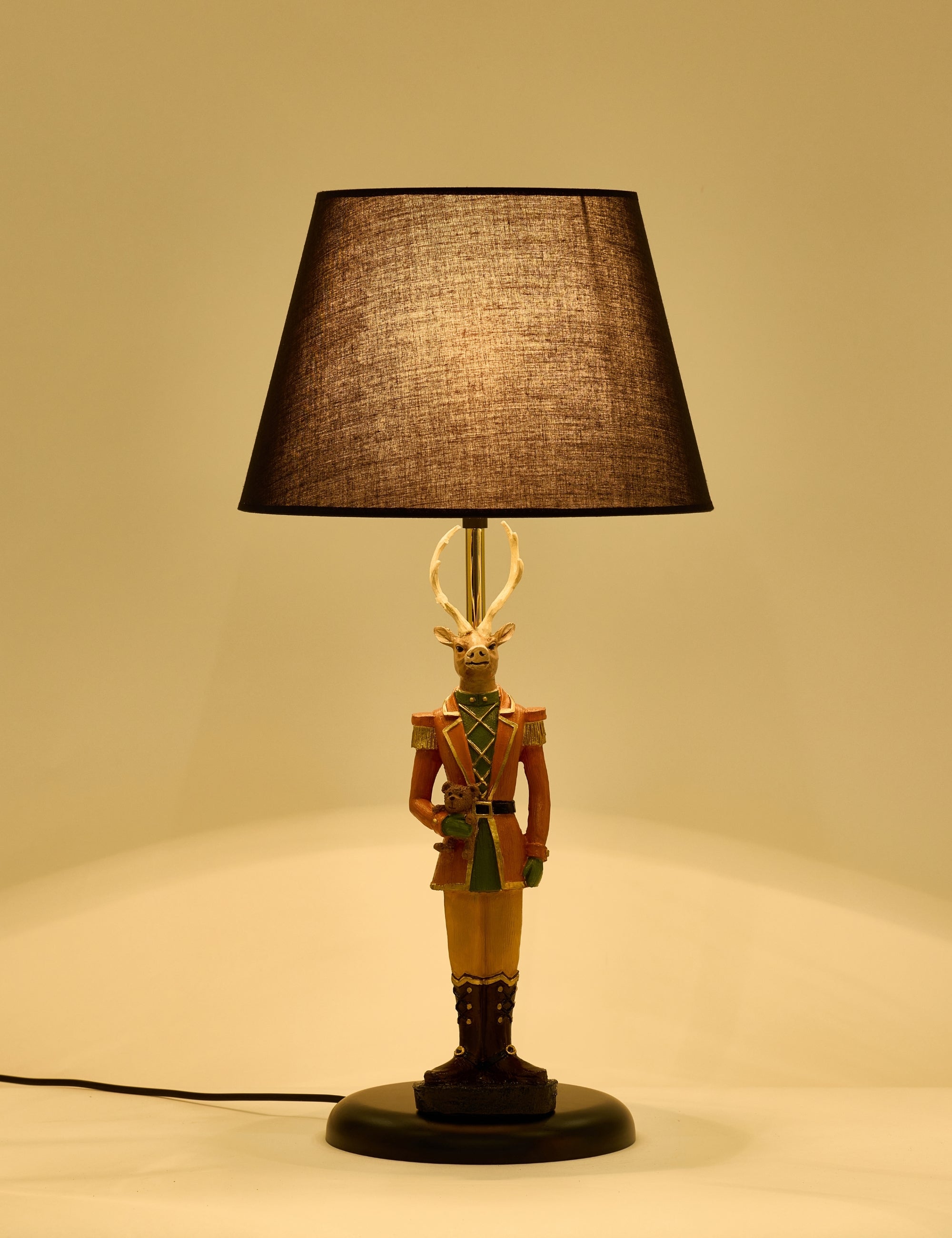 Fındıkkıran Geyik Asker Bear Figürlü Abajur & Biblo