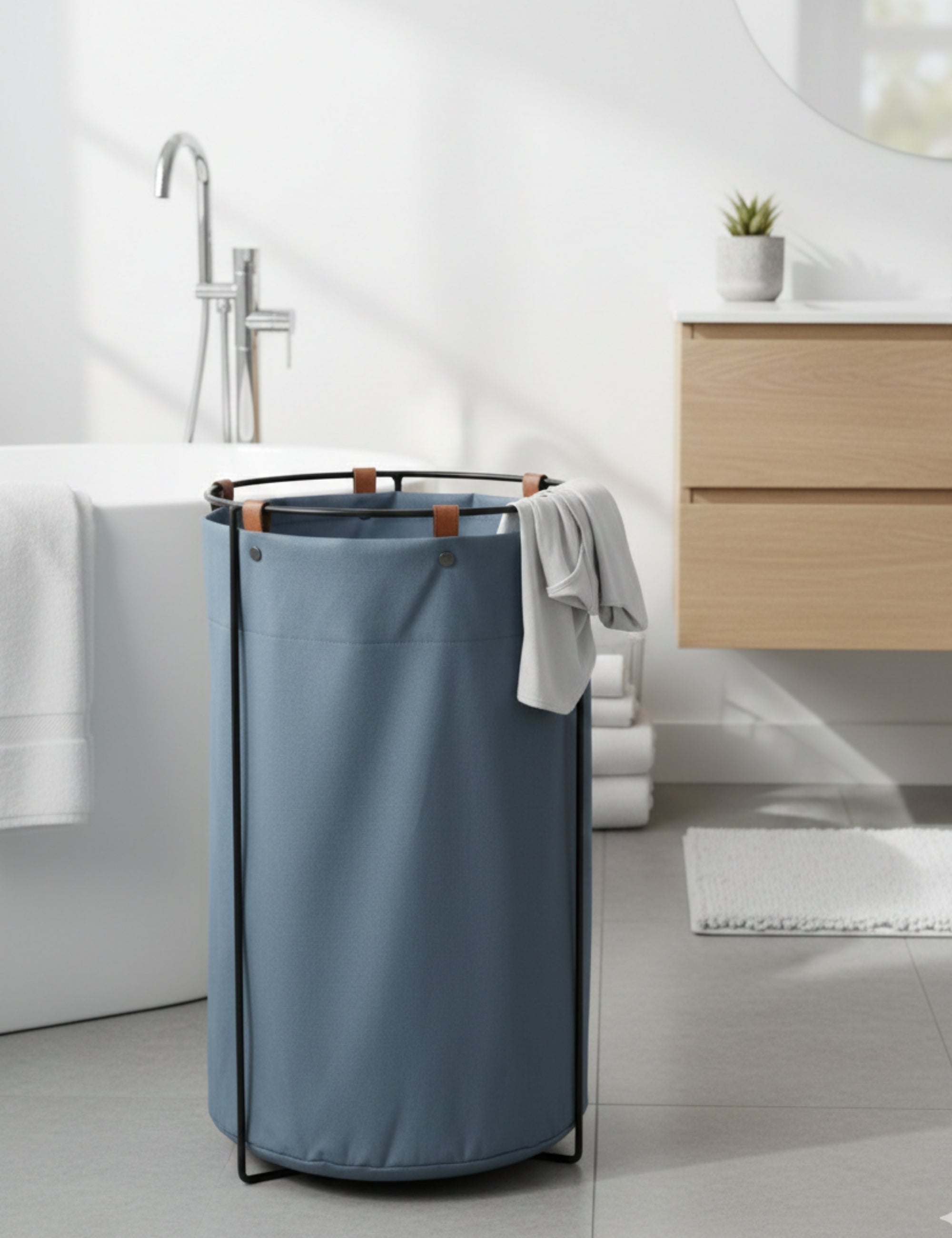 Edda Deri Askılı Metal Gövdeli Retro Çamaşır Sepeti - Füme