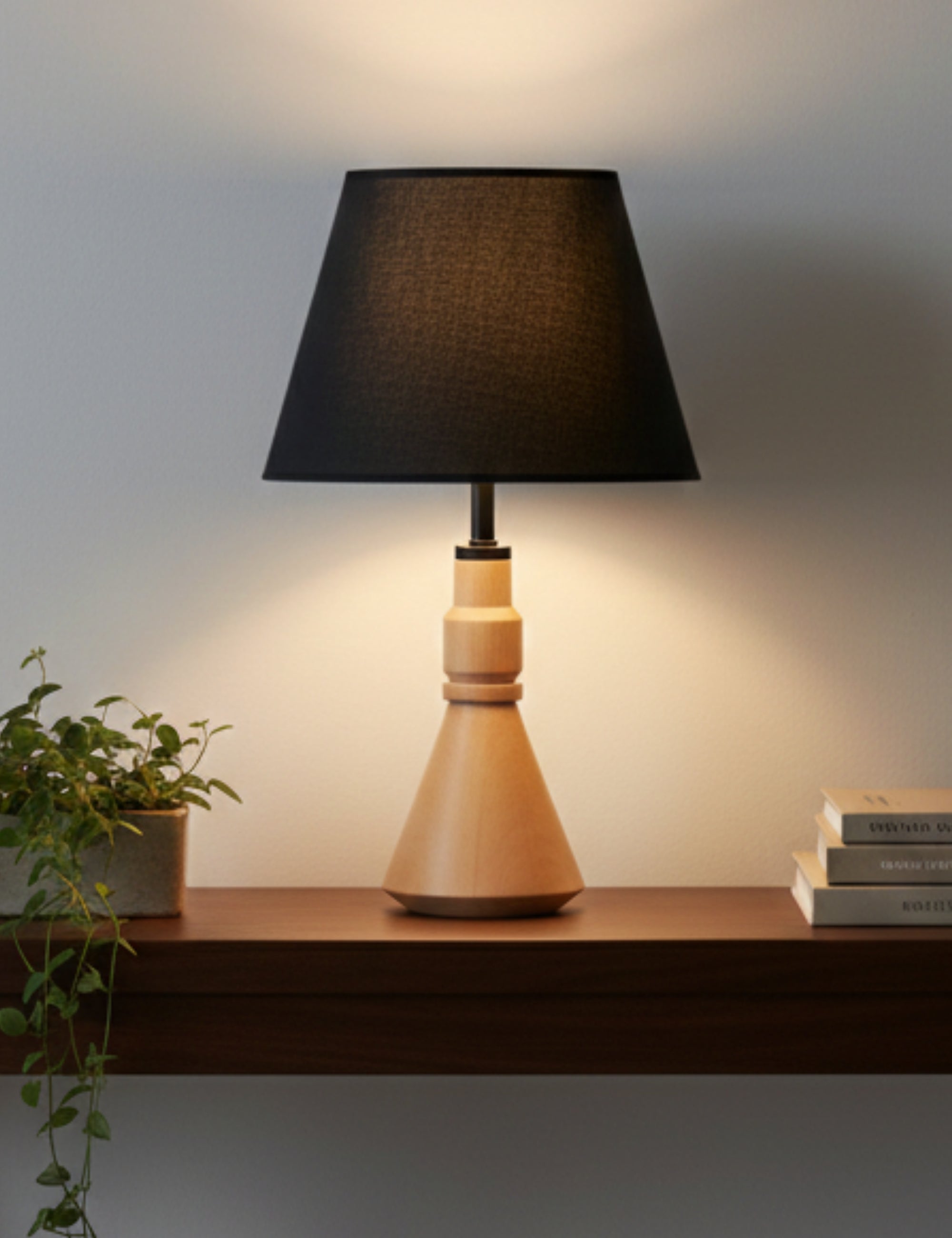 Tromso Kumaş Şapkalı Ahşap Abajur