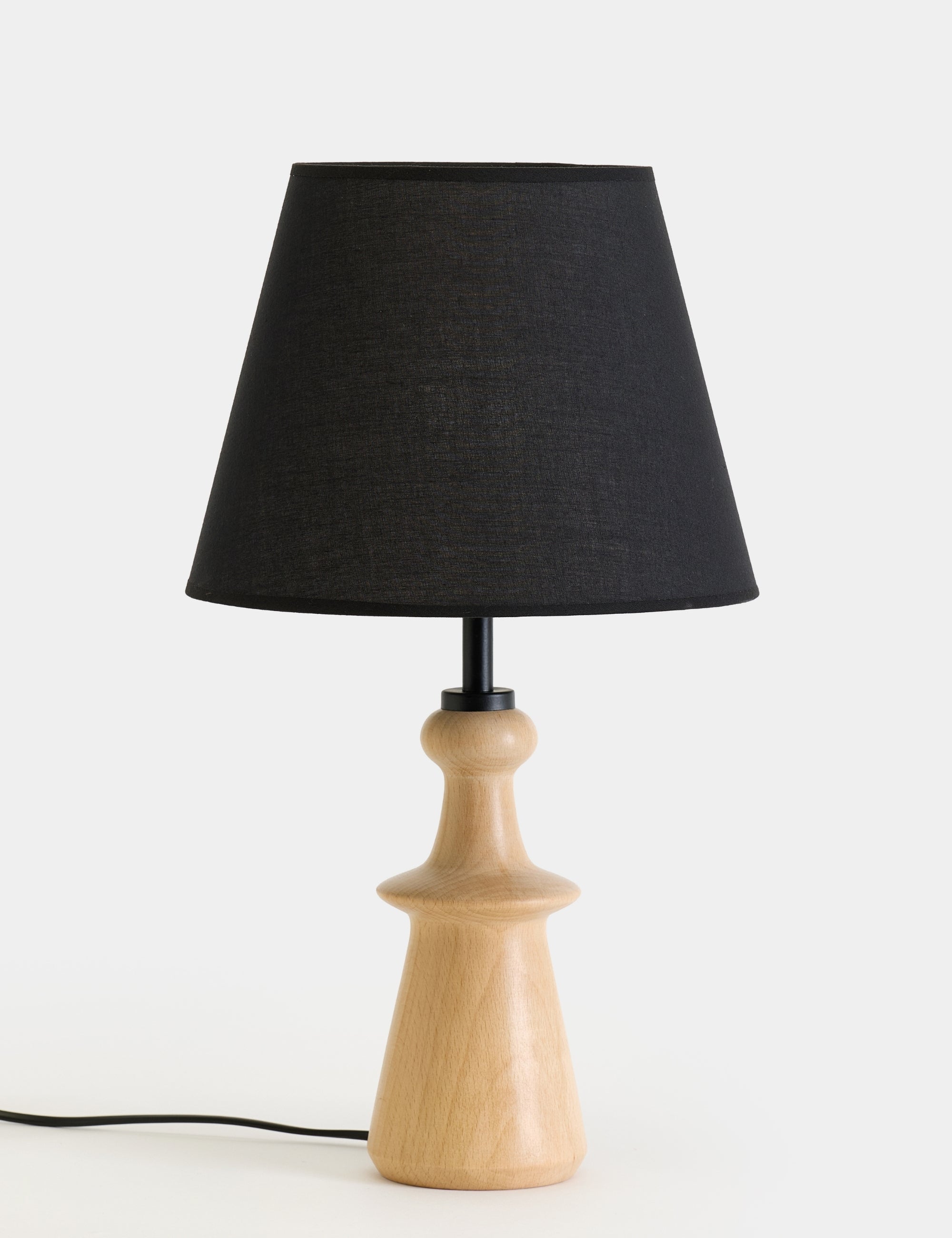 Sandnes Kumaş Şapkalı Ahşap Abajur